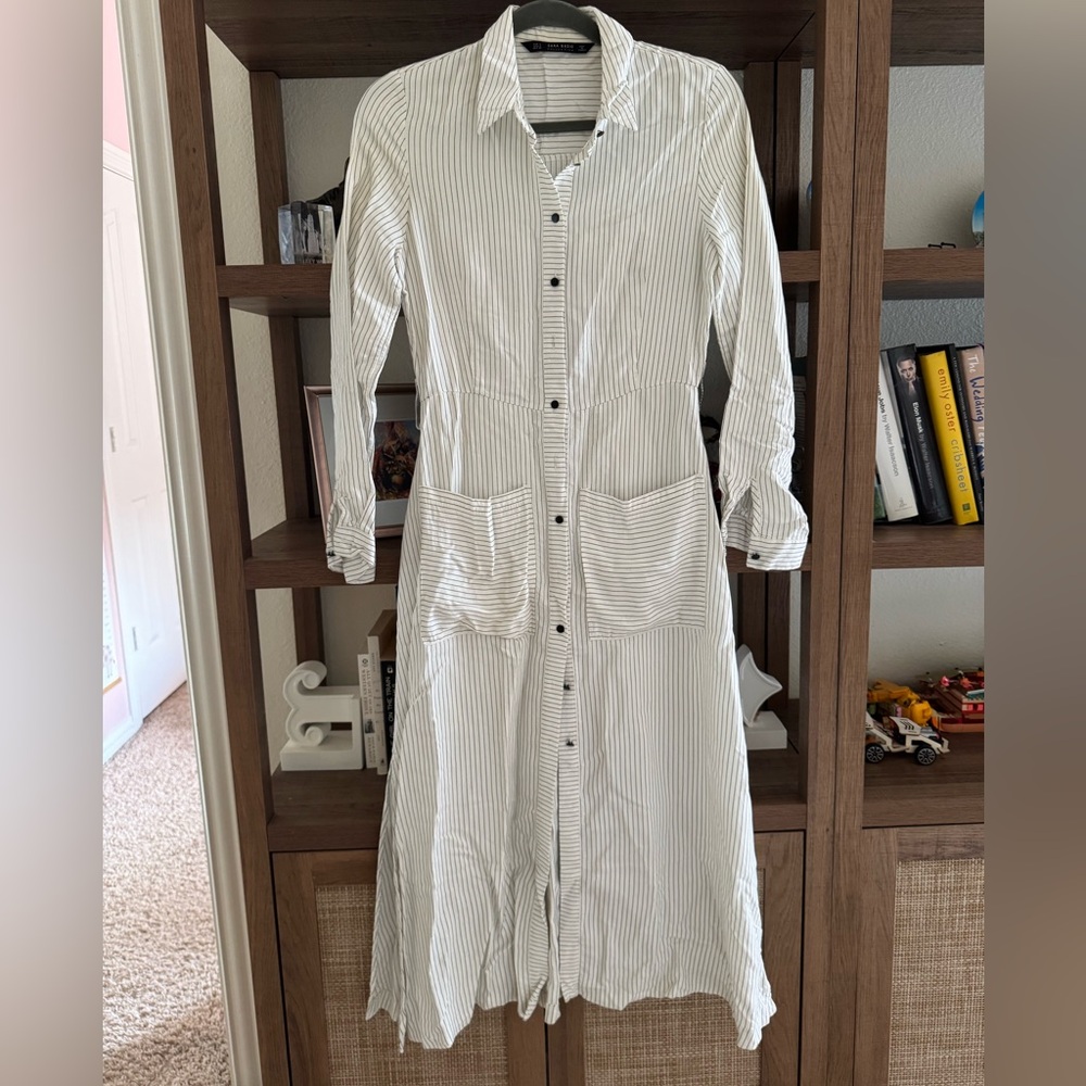 Zara White and Light Gray Striped Long-Sleeve Shirt Dress